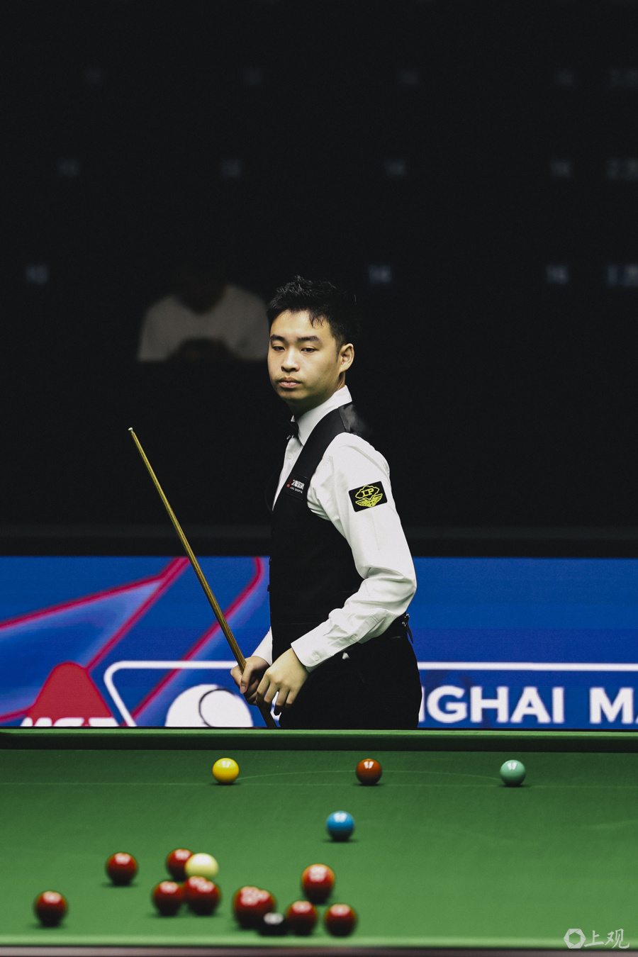 以凌厉的头 以凌厉的头